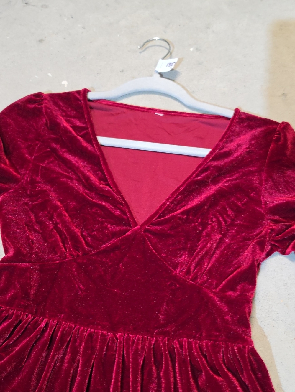 Nwt HALARA Burgundy Velvet Long Sleeve V-Neck Dress - Picture 3 of 5
